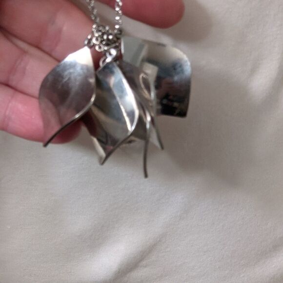 Long charm silvertone necklace - Picture 2 of 10